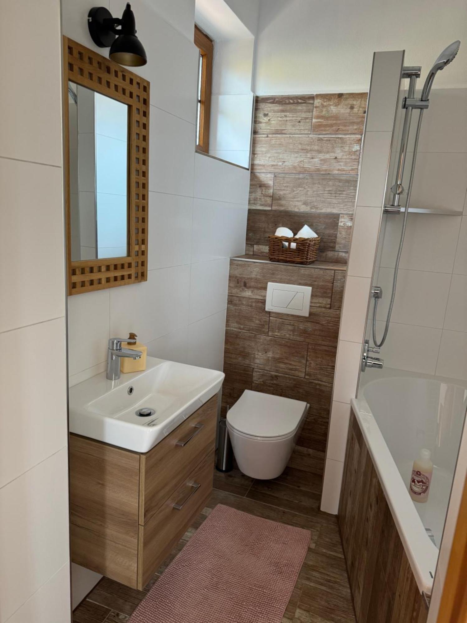 Penzion Hradecky Dvur Pilsen Exterior foto