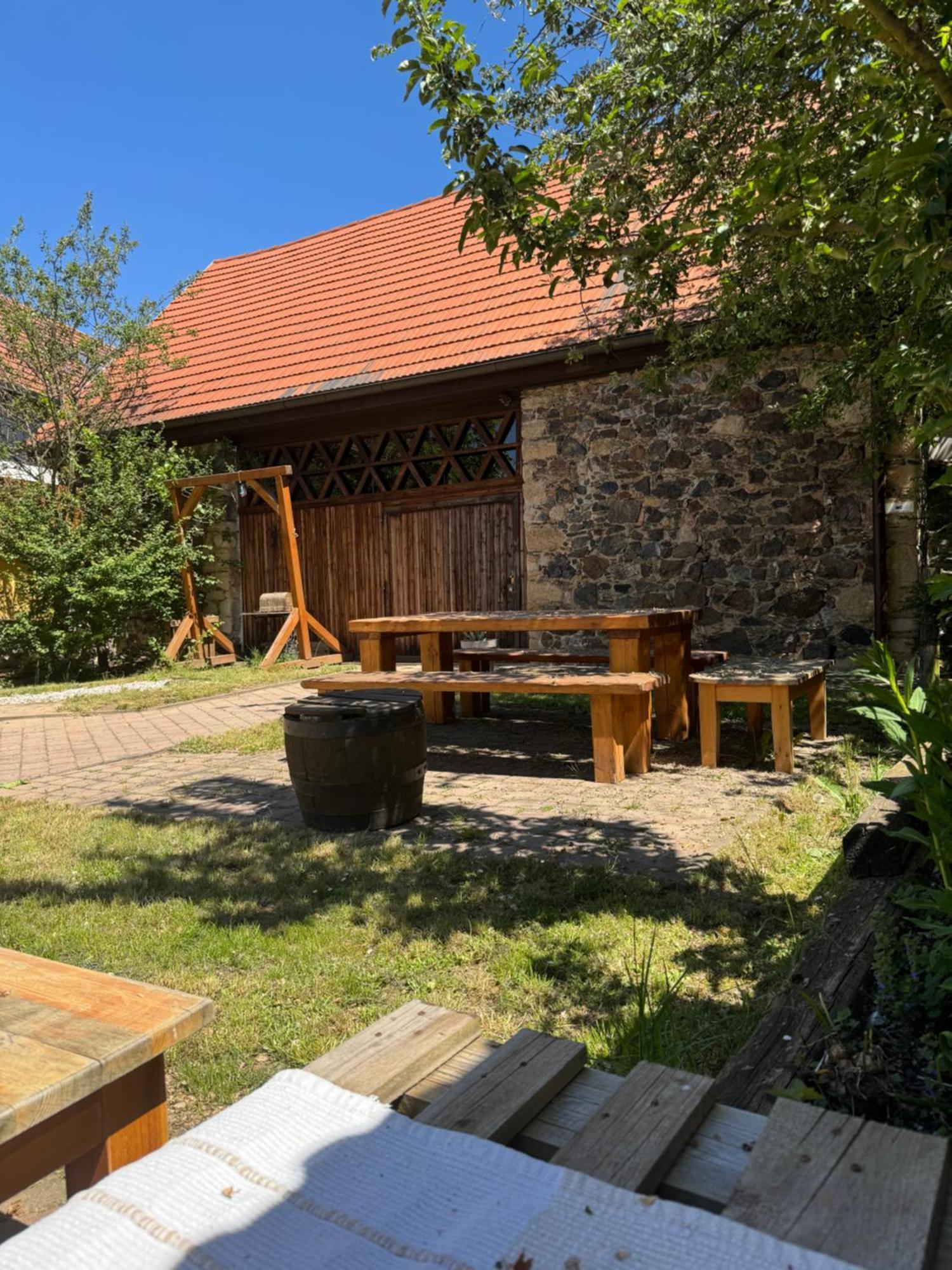 Penzion Hradecky Dvur Pilsen Exterior foto